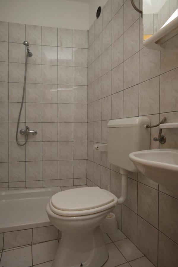 Apartments And Rooms With Parking Space Metajna, Pag - 4120 Екстериор снимка