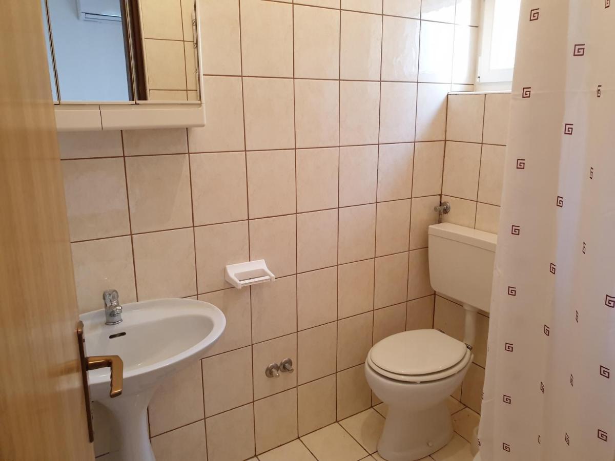 Apartments And Rooms With Parking Space Metajna, Pag - 4120 Екстериор снимка
