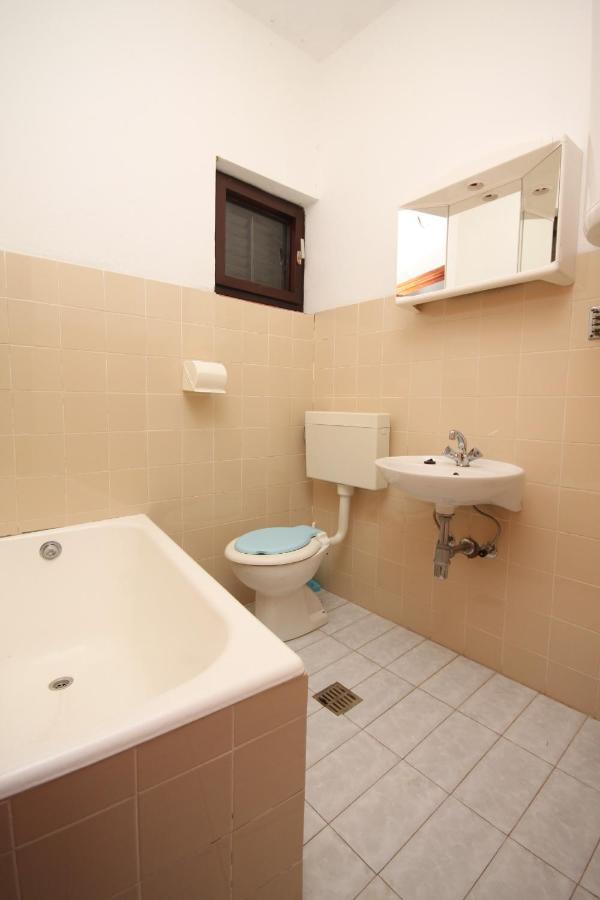 Apartments And Rooms With Parking Space Metajna, Pag - 4120 Екстериор снимка